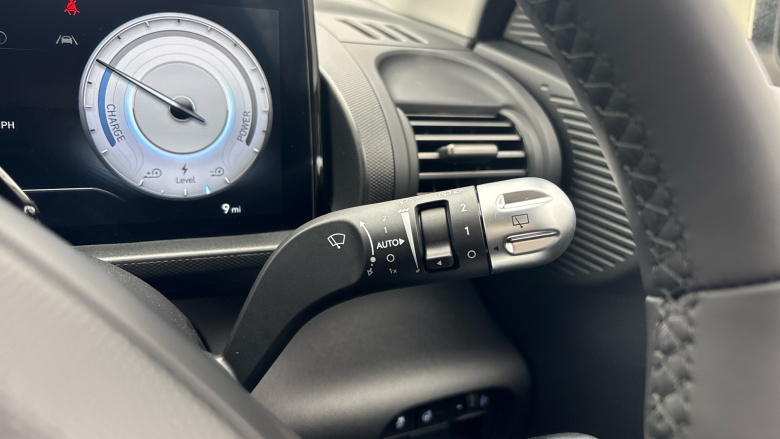 Hyundai INSTER 85kW 02 49kWh 5dr Auto Electric Hatchback